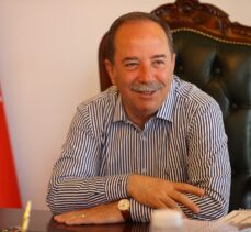 Başpehlivan Zeybek, Edirne Belediye Başkanı Gürkan'ı ziyaret etti