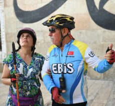 Bisikletle engelsiz dostluklar kurmayı amaçlayan Eşpedal Derneği üyeleri Edirne'ye geldi