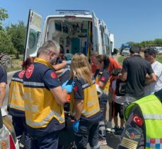 Bursa'da midibüs ile tırın çarpıştığı kazada 7 kişi yaralandı