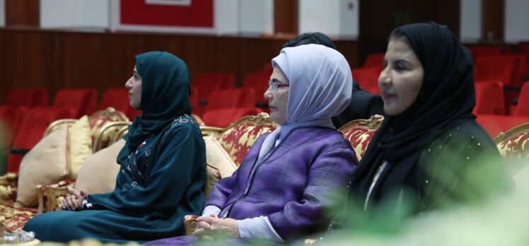 Emine Erdoğan, BAE'de Kadınlar Genel Birliğini ziyaret etti: