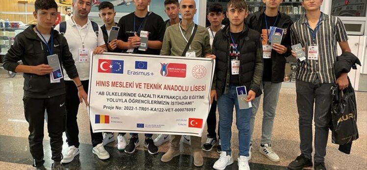 Erzurum'da okuyan meslek liseli öğrenciler Viyana ve Bükreş'e staja gitti