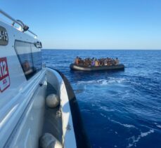 Fethiye açıklarında 42 düzensiz göçmen yakalandı