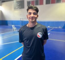 İşitme engelli milli sporcu Furkan'ın hedefi badmintonda dünya şampiyonu olmak