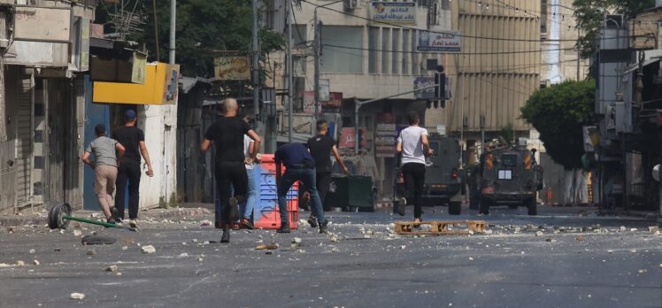GÜNCELLEME – İsrail askerleri Nablus'a düzenledikleri baskında 2 Filistinliyi öldürdü