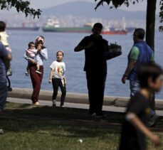 İstanbul'un tarihi ve turistik yerleri bayramın ardından sakin bir gün geçiriyor