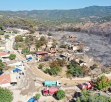 Manisa Saruhanlı'daki orman yangınını söndürme çalışmaları ikinci gününde sürüyor