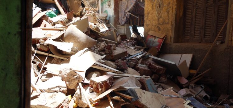GÜNCELLEME – Mısır'da bir binanın çökmesi sonucu 9 kişi hayatını kaybetti