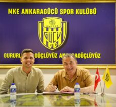 MKE Ankaragücü, Polonyalı kaleci Rafal Gikiewicz'i transfer etti
