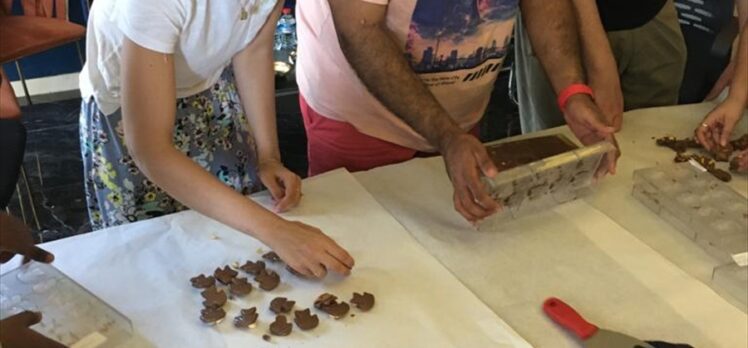 Orta Doğulu turizm yazarları Bolu'da çikolata yaptı