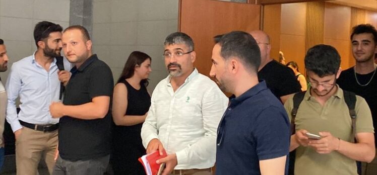 PKK elebaşı Öcalan'ın avukatlığını yapan 8 sanığın yargılandığı davada karar