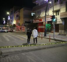Şanlıurfa'da çıkan bıçaklı kavgada biri olaya müdahale eden polis 3 kişi yaralandı