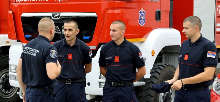 Sırbistan'dan orman yangınlarıyla mücadele eden Yunanistan'a destek ekip