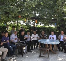 Tarım ve Orman Bakanı Yumaklı, Kahramankazan'ın Bitik Mahallesi'ni ziyaret etti