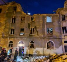Ukrayna: Rus füzesinin Lviv'de bir apartmana isabet etmesi sonucu 4 kişi öldü