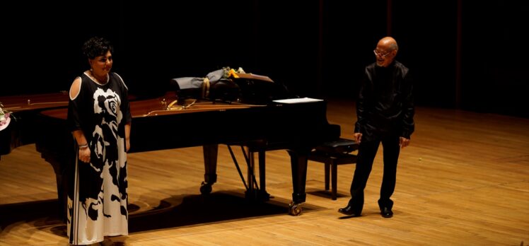 Uluslararası İzmir Festivali, “Duo Alaturca Impro Piano” konseriyle sona erdi