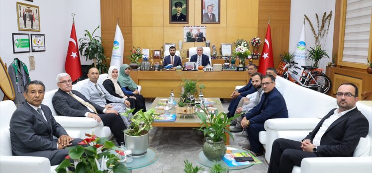 Afganistan'ın Ankara Büyükelçisi Ramin'den Sakarya Büyükşehir Belediye Başkanı Yüce'ye ziyaret