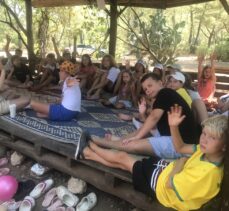 Antalya'da misafir edilen Ukraynalı çocuklar, Adrasan'da moral depoladı