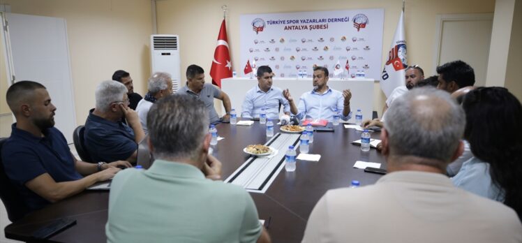 Antalyaspor Başkanı Gülel, basın mensuplarıyla buluştu: