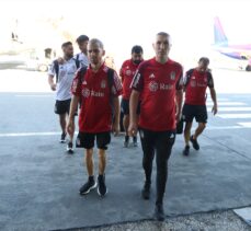 Beşiktaş Futbol Takımı, Arnavutluk'a geldi