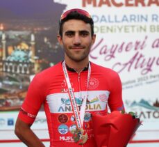 Bisiklet hobisini profesyonel kariyere çeviren Furkan Akçam, milli takımın değişmezi oldu