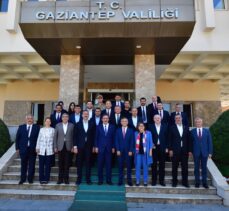 Cumhurbaşkanı Yardımcısı Yılmaz, Gaziantep'te temaslarda bulundu
