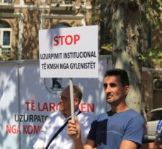 FETÖ'ye yakınlığıyla bilinen Arnavutluk İslam Birliğindeki seçim usulsüzlüklerine karşı eylem yapıldı