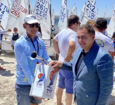 Hirfanlı Baraj Gölü Optimist Yelken Yarışları, Kırşehir'de başladı