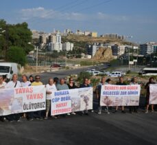 İzmir'deki Harmandalı Düzenli Atık Depolama Tesisi girişinde eylem