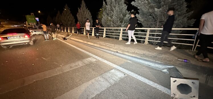 Karabük'te yol kenarına devrilen otomobildeki 3 kişi yaralandı