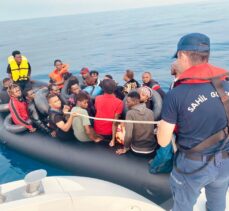 Kuşadası açıklarında 59 düzensiz göçmen yakalandı