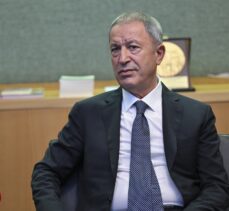 Milli Savunma Komisyonu Başkanı Akar, Azerbaycan'ın Ankara Büyükelçisi Memmedov'u kabul etti