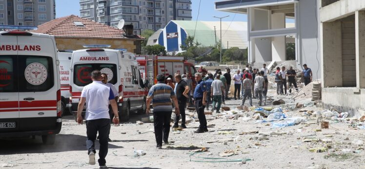 GÜNCELLEME – Nevşehir'de inşaat iskelesi çöktü, 2 işçi öldü, 1 işçi yaralandı