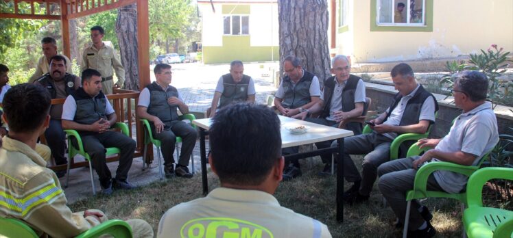 Orman Genel Müdürü Karacabey, Gülnar Orman İşletme Müdürlüğü'nü ziyaret etti