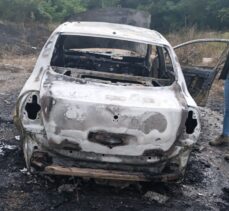 Samsun'da seyir halindeyken alev alan araç yandı