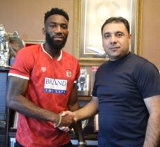 Sivasspor, Appindangoye ile yeniden sözleşme imzaladı