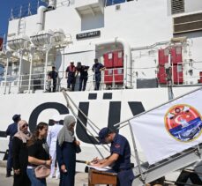 TCSG Umut Gemisi, İzmir Körfezi'nde arama kurtarma eğitimi yaptı