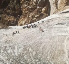 Türkiye Dağcılık Federasyonunun Hakkari'deki tırmanış eğitimi sona erdi