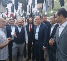 Yeniden Refah Partisi Genel Başkanı Erbakan, Balıkesir'de ziyaretlerde bulundu
