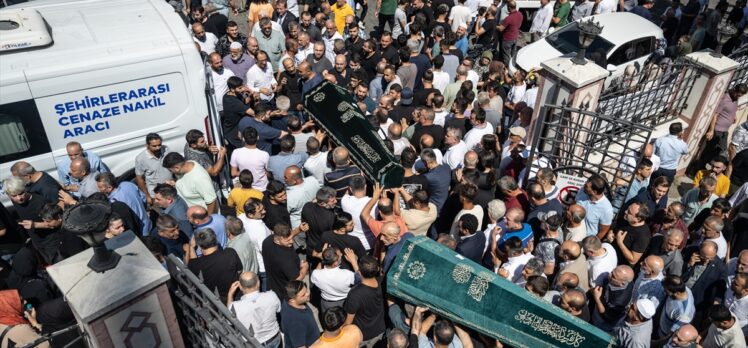 Yozgat'taki otobüs kazasında ölenlerden 4'ünün cenazesi İstanbul'da toprağa verildi