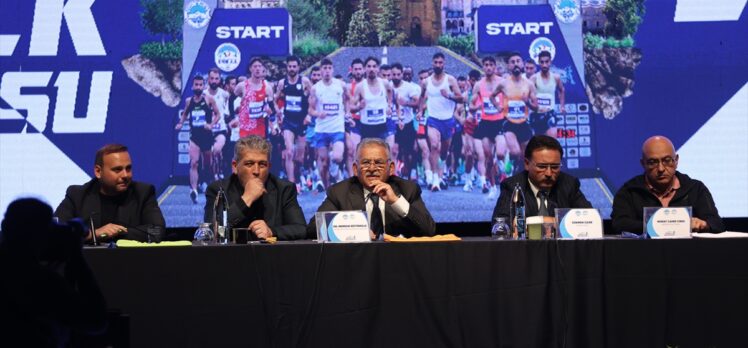 3. Uluslararası Kayseri Yarı Maratonu'nun tanıtım toplantısı yapıldı