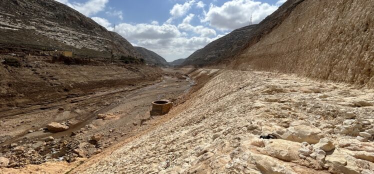 MUTLİMEDYALI – AA ekibi Derne'de felakete yol açan El-Bilad Barajı'nı görüntüledi