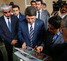 Adalet Bakanı Tunç, müzeye dönüştürülecek Diyarbakır Cezaevi'ni ziyaret etti: