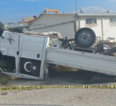 Afyonkarahisar'da devrilen kamyonetin sürücüsü öldü