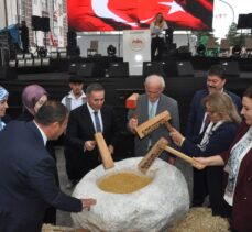 AK Parti Genel Başkan Yardımcısı Yılmaz, Kırşehir'de Geleneksel Bulgur Festivali'ne katıldı