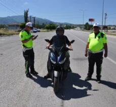 Amasya'da abartı egzoz ve motosiklet denetiminde 17 sürücüye para cezası uygulandı