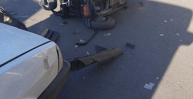 Burdur'da otomobille çarpışan elektrikli motosikletin sürücüsü ağır yaralandı