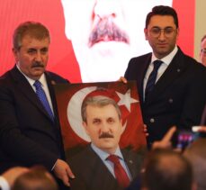 BBP Genel Başkanı Destici, partisinin İstanbul il kongresinde konuştu: