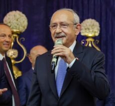 CHP Genel Başkanı Kılıçdaroğlu, Beylikdüzü'nde düğüne katıldı