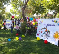 Diyarbakır'da “Süslü Kadınlar Bisiklet Turu”