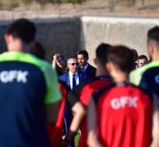 Gaziantep Valisi Çeber, Gaziantep FK'nin tesislerini ziyaret etti